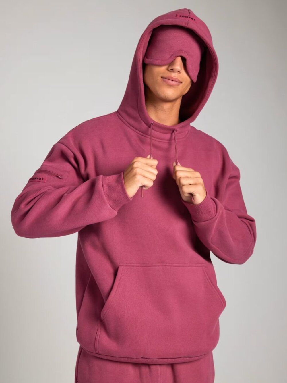 Comfrt Airplane Mode Travel Hoodie in Berry Oversized Unisex Size XS NWT